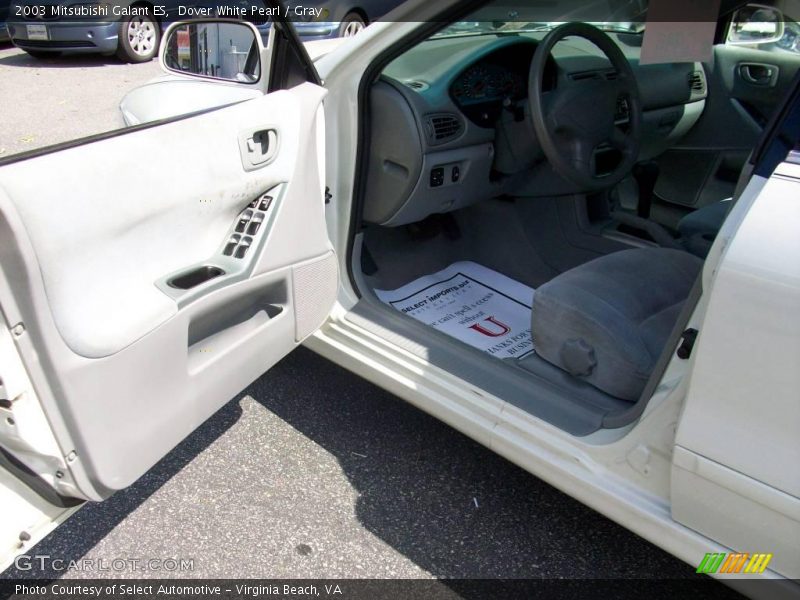 Dover White Pearl / Gray 2003 Mitsubishi Galant ES