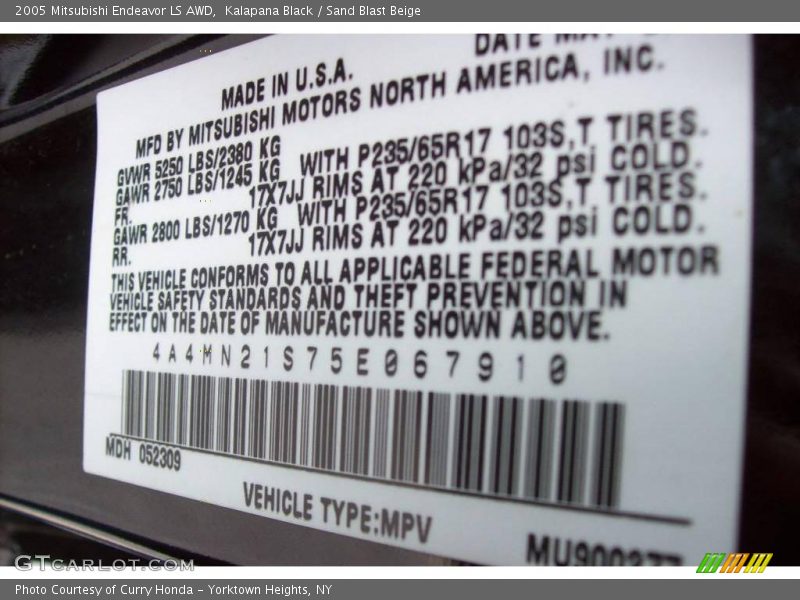 Kalapana Black / Sand Blast Beige 2005 Mitsubishi Endeavor LS AWD