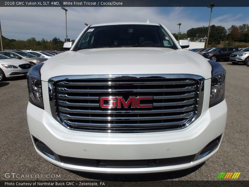 White Frost Tricoat / Cocoa/Dune 2018 GMC Yukon XL SLT 4WD