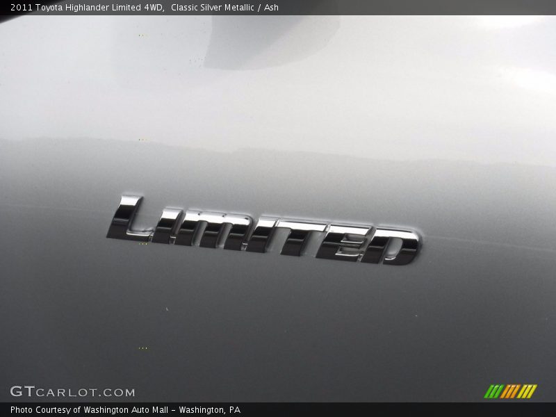 Classic Silver Metallic / Ash 2011 Toyota Highlander Limited 4WD