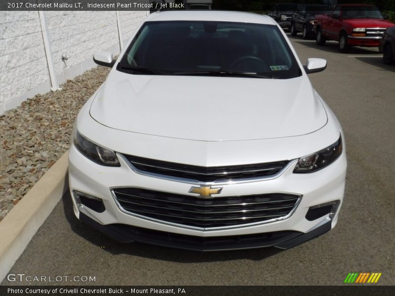 Iridescent Pearl Tricoat / Jet Black 2017 Chevrolet Malibu LT