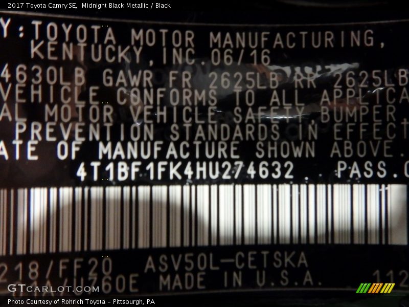 Midnight Black Metallic / Black 2017 Toyota Camry SE