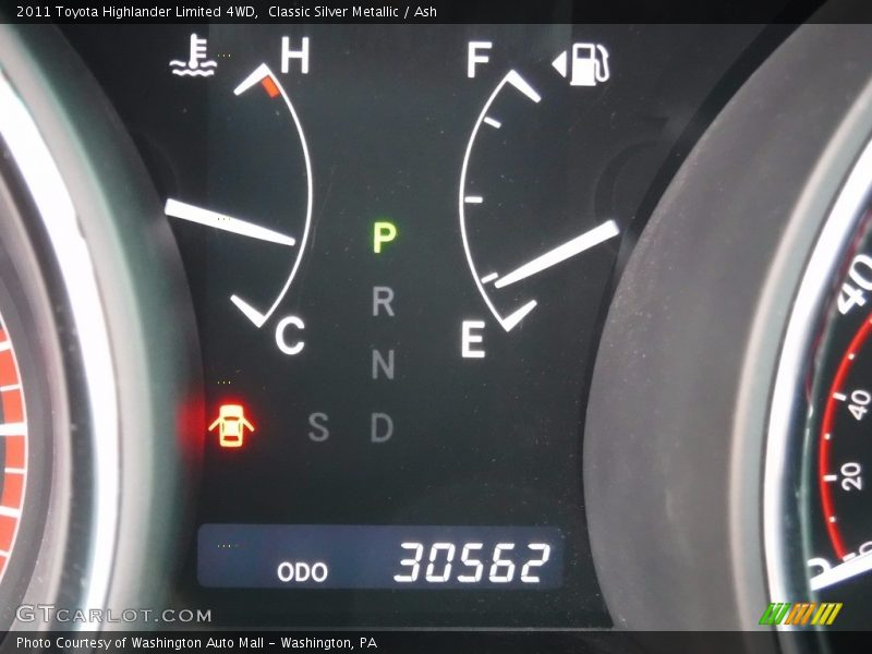 Classic Silver Metallic / Ash 2011 Toyota Highlander Limited 4WD