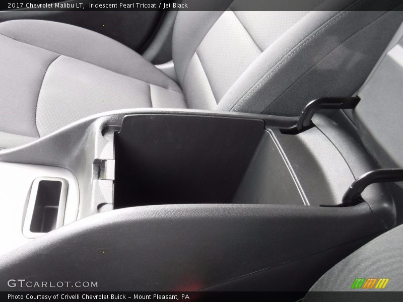 Iridescent Pearl Tricoat / Jet Black 2017 Chevrolet Malibu LT