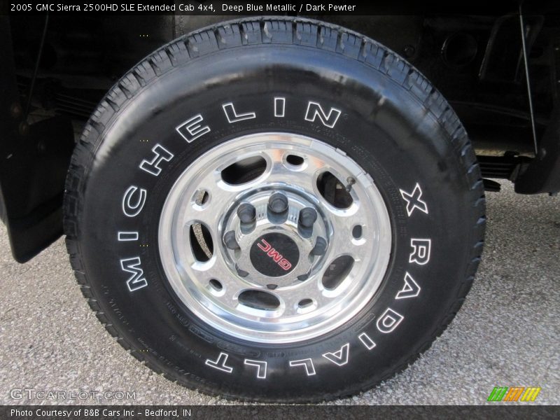 Deep Blue Metallic / Dark Pewter 2005 GMC Sierra 2500HD SLE Extended Cab 4x4