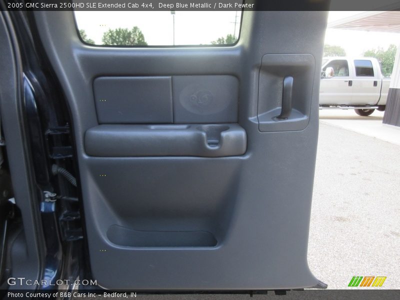 Deep Blue Metallic / Dark Pewter 2005 GMC Sierra 2500HD SLE Extended Cab 4x4