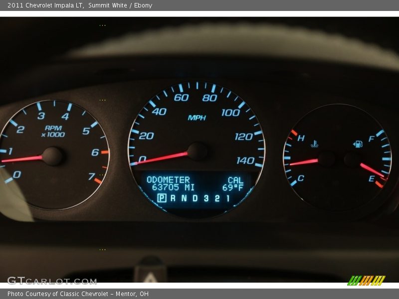 Summit White / Ebony 2011 Chevrolet Impala LT