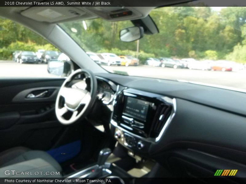 Summit White / Jet Black 2018 Chevrolet Traverse LS AWD