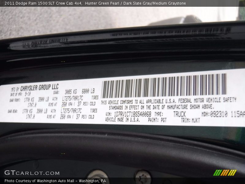 Hunter Green Pearl / Dark Slate Gray/Medium Graystone 2011 Dodge Ram 1500 SLT Crew Cab 4x4