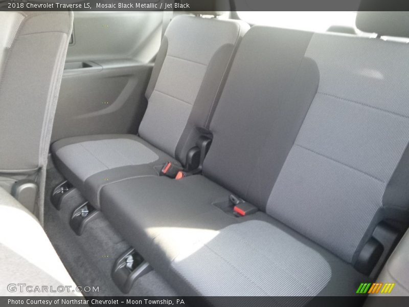 Mosaic Black Metallic / Jet Black 2018 Chevrolet Traverse LS
