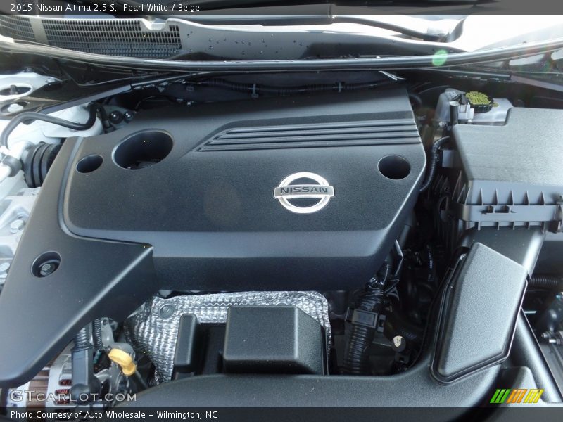 Pearl White / Beige 2015 Nissan Altima 2.5 S