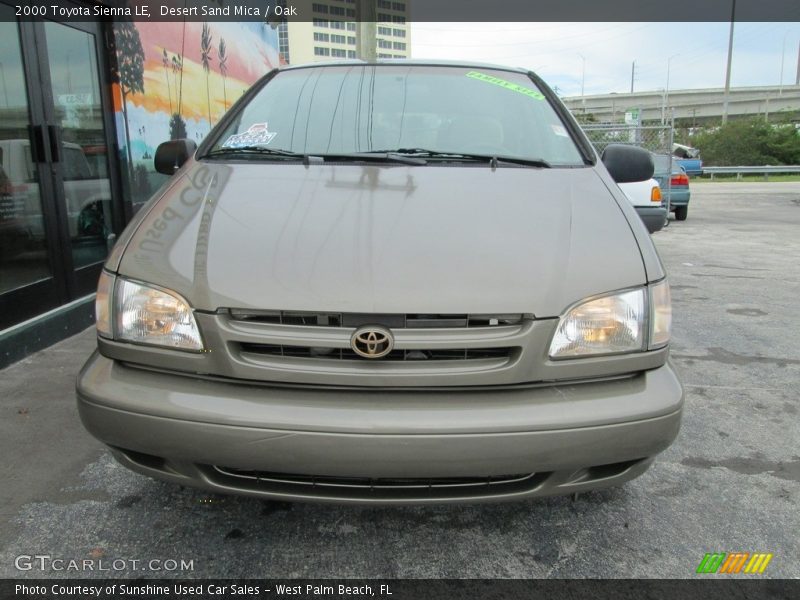 Desert Sand Mica / Oak 2000 Toyota Sienna LE