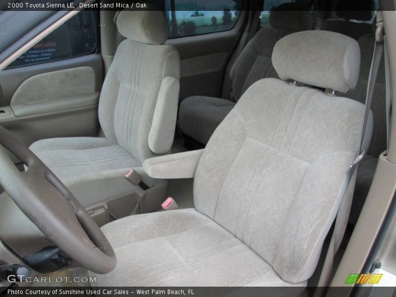 Desert Sand Mica / Oak 2000 Toyota Sienna LE