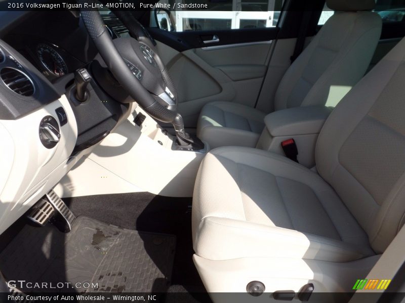 Pure White / Sandstone 2016 Volkswagen Tiguan R-Line 4MOTION