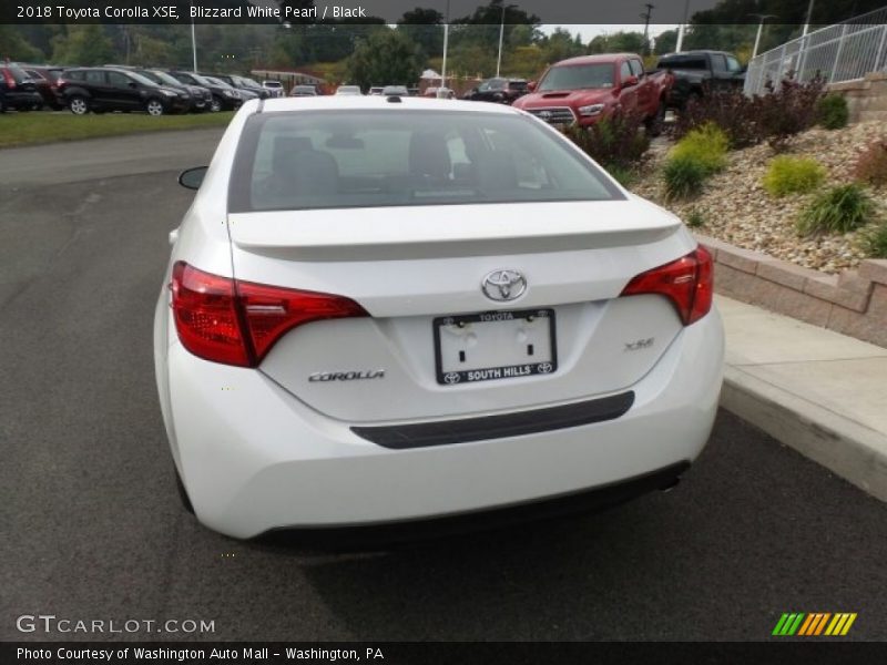 Blizzard White Pearl / Black 2018 Toyota Corolla XSE