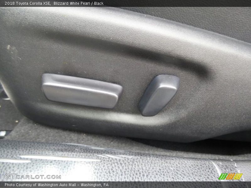 Blizzard White Pearl / Black 2018 Toyota Corolla XSE