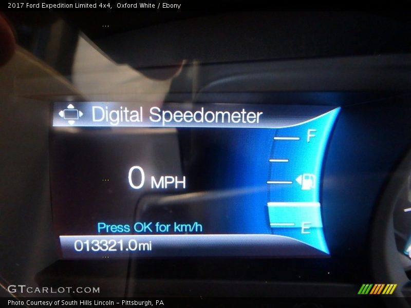 Oxford White / Ebony 2017 Ford Expedition Limited 4x4