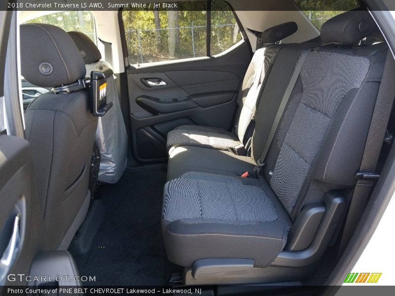 Summit White / Jet Black 2018 Chevrolet Traverse LS AWD