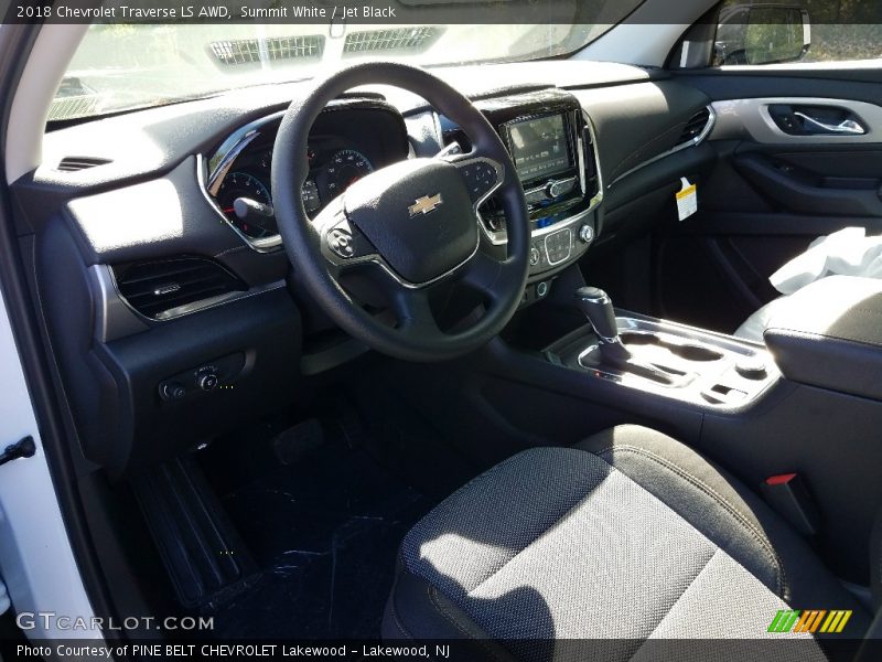 Summit White / Jet Black 2018 Chevrolet Traverse LS AWD