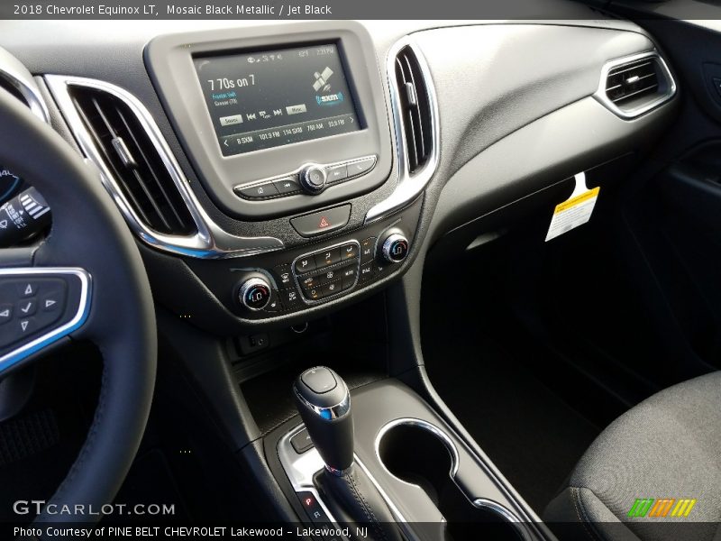 Mosaic Black Metallic / Jet Black 2018 Chevrolet Equinox LT