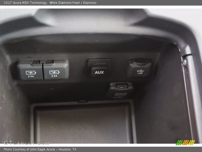 White Diamond Pearl / Espresso 2017 Acura MDX Technology