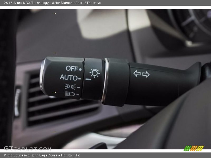 White Diamond Pearl / Espresso 2017 Acura MDX Technology