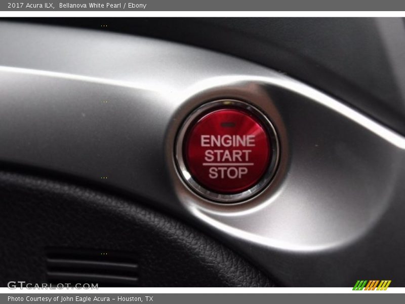 Bellanova White Pearl / Ebony 2017 Acura ILX