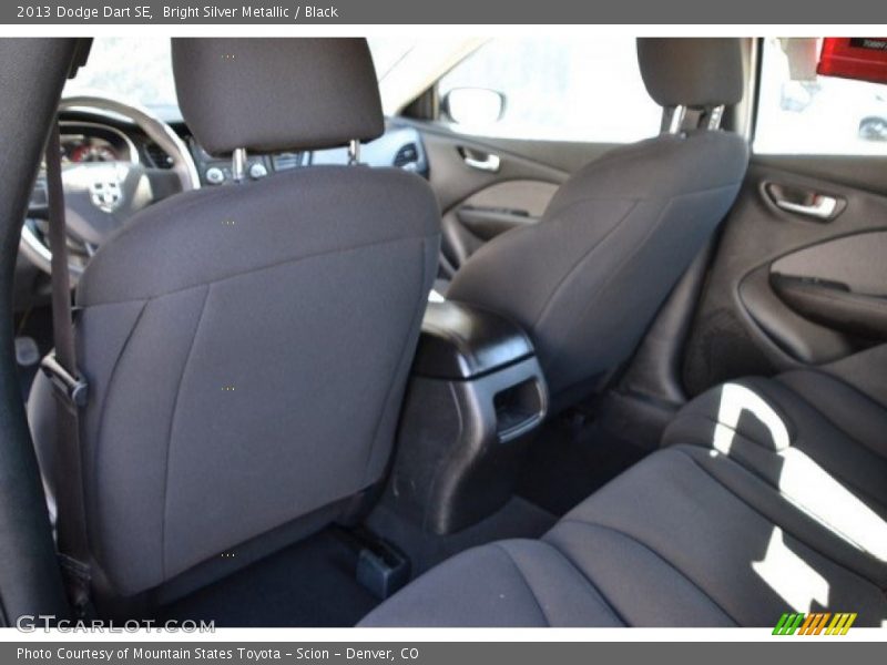 Bright Silver Metallic / Black 2013 Dodge Dart SE