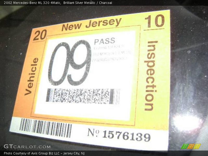 Brilliant Silver Metallic / Charcoal 2002 Mercedes-Benz ML 320 4Matic