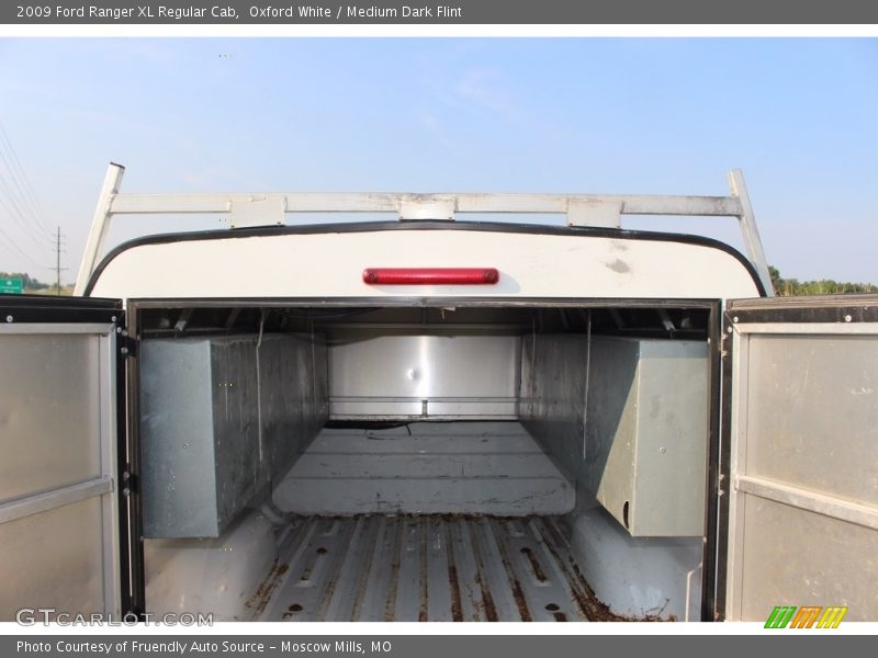 Oxford White / Medium Dark Flint 2009 Ford Ranger XL Regular Cab