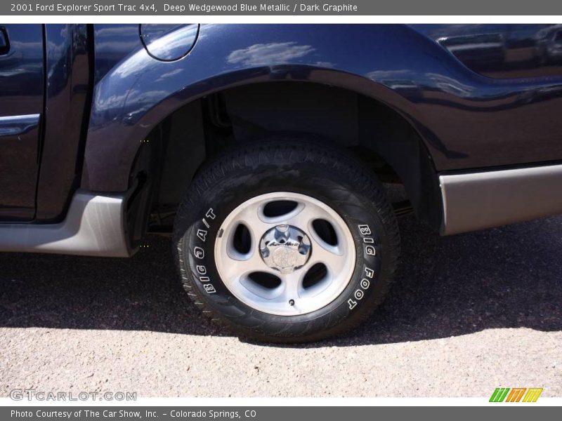 Deep Wedgewood Blue Metallic / Dark Graphite 2001 Ford Explorer Sport Trac 4x4