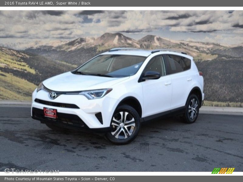 Super White / Black 2016 Toyota RAV4 LE AWD