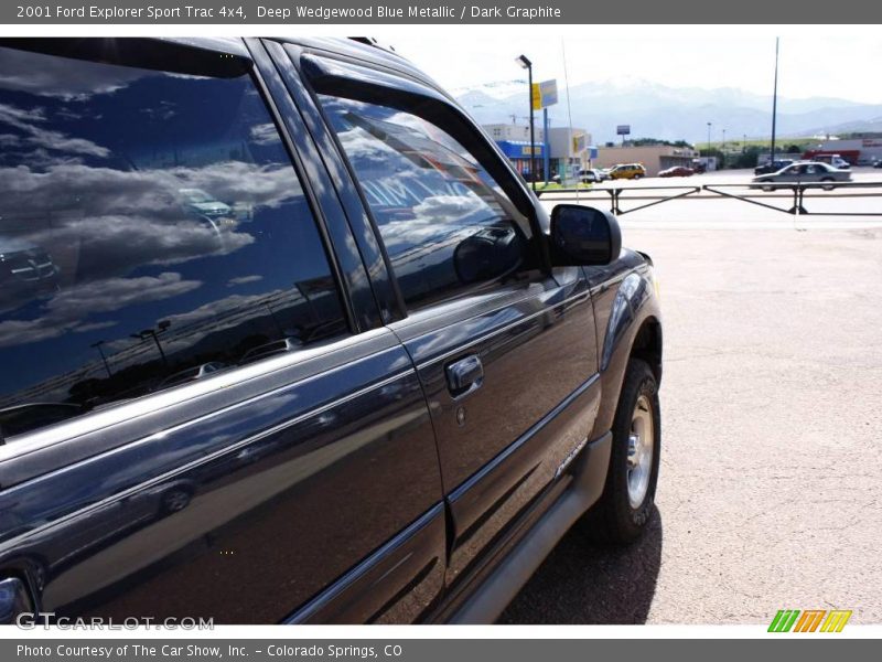 Deep Wedgewood Blue Metallic / Dark Graphite 2001 Ford Explorer Sport Trac 4x4