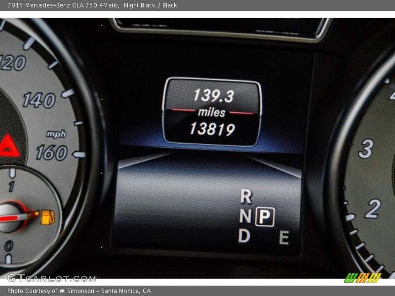 Night Black / Black 2015 Mercedes-Benz GLA 250 4Matic