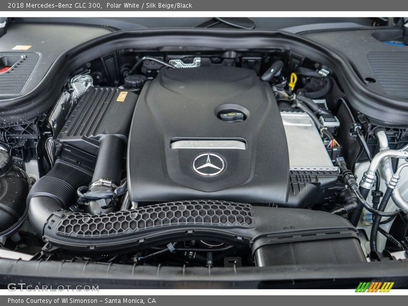 Polar White / Silk Beige/Black 2018 Mercedes-Benz GLC 300