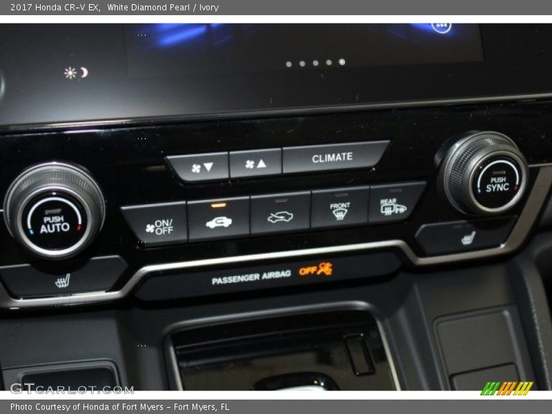 White Diamond Pearl / Ivory 2017 Honda CR-V EX