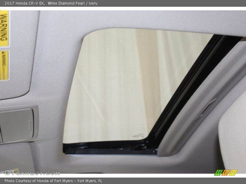 White Diamond Pearl / Ivory 2017 Honda CR-V EX