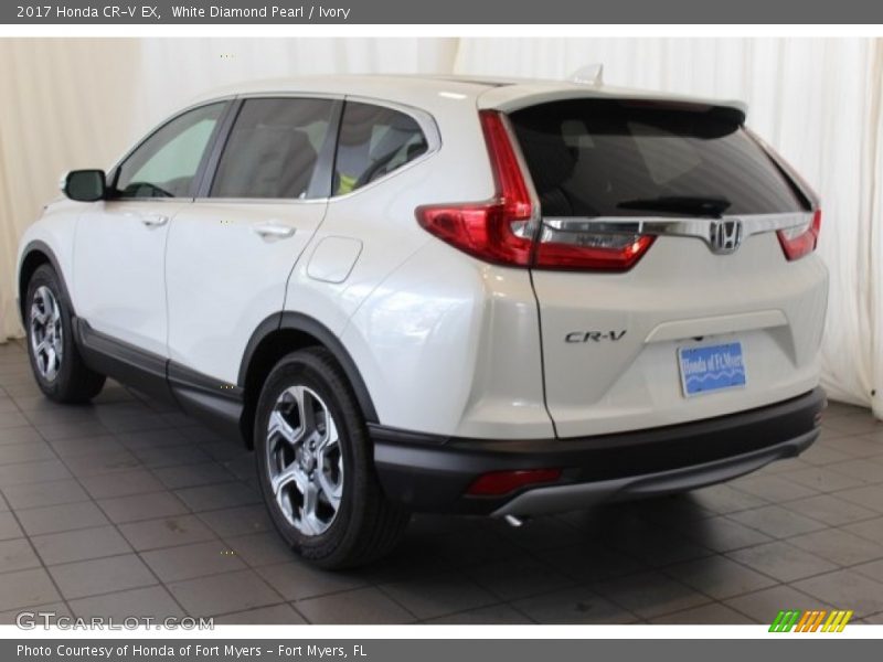 White Diamond Pearl / Ivory 2017 Honda CR-V EX