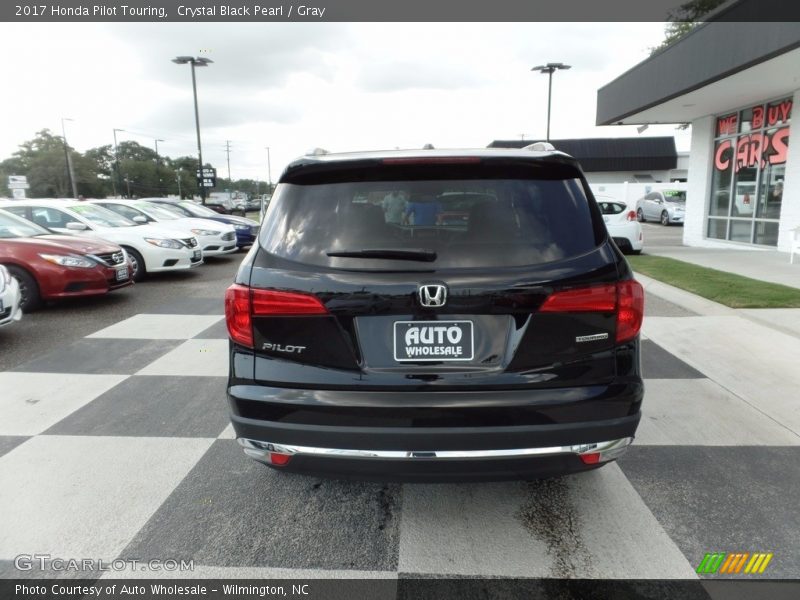 Crystal Black Pearl / Gray 2017 Honda Pilot Touring