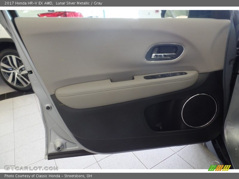 Lunar Silver Metallic / Gray 2017 Honda HR-V EX AWD