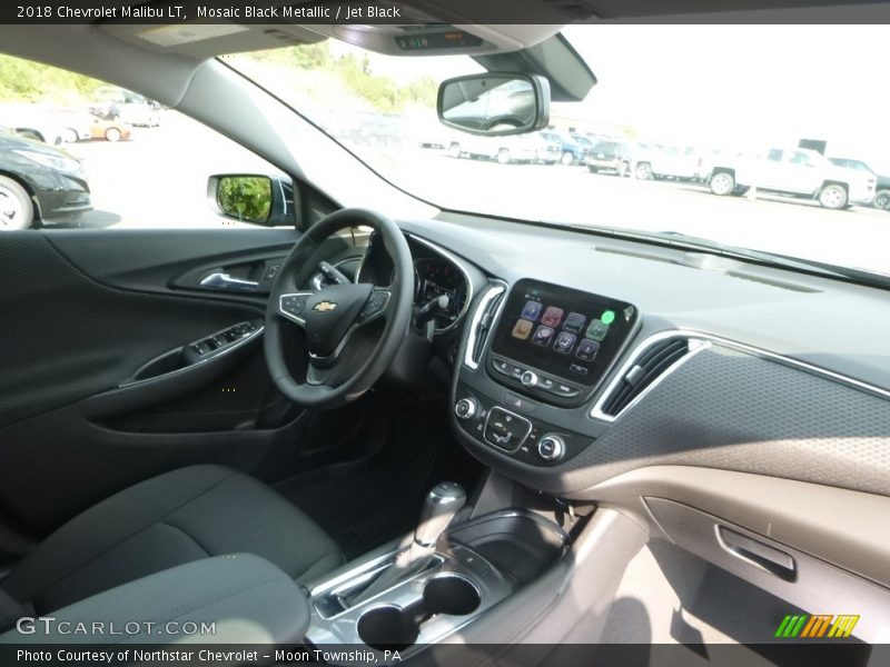 Mosaic Black Metallic / Jet Black 2018 Chevrolet Malibu LT