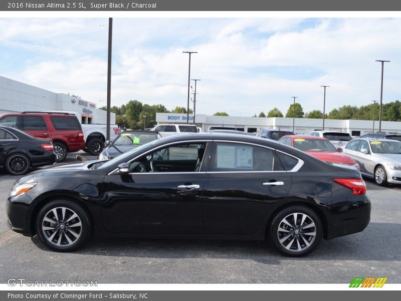 Super Black / Charcoal 2016 Nissan Altima 2.5 SL