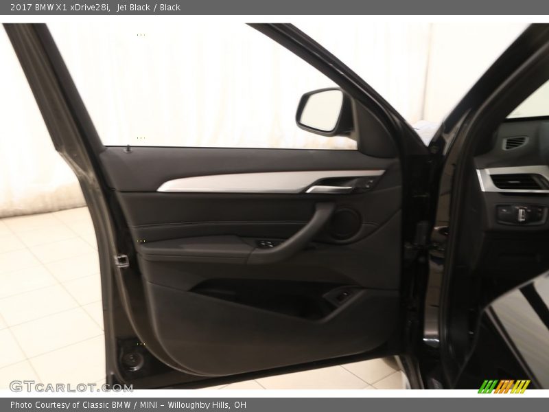 Jet Black / Black 2017 BMW X1 xDrive28i