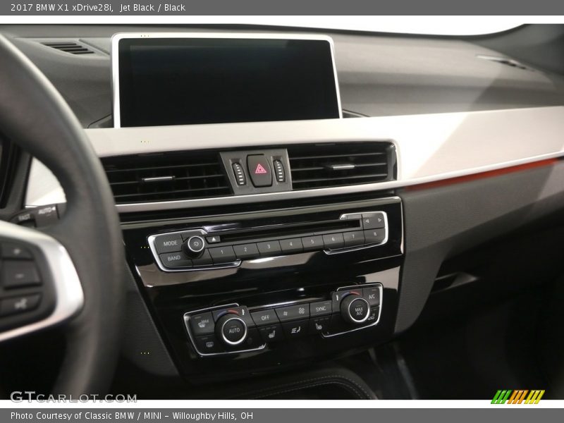 Jet Black / Black 2017 BMW X1 xDrive28i