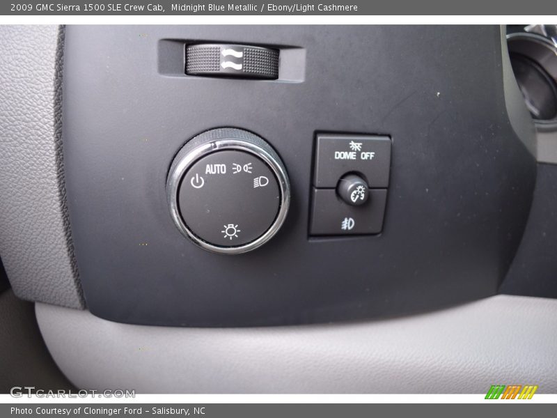 Midnight Blue Metallic / Ebony/Light Cashmere 2009 GMC Sierra 1500 SLE Crew Cab