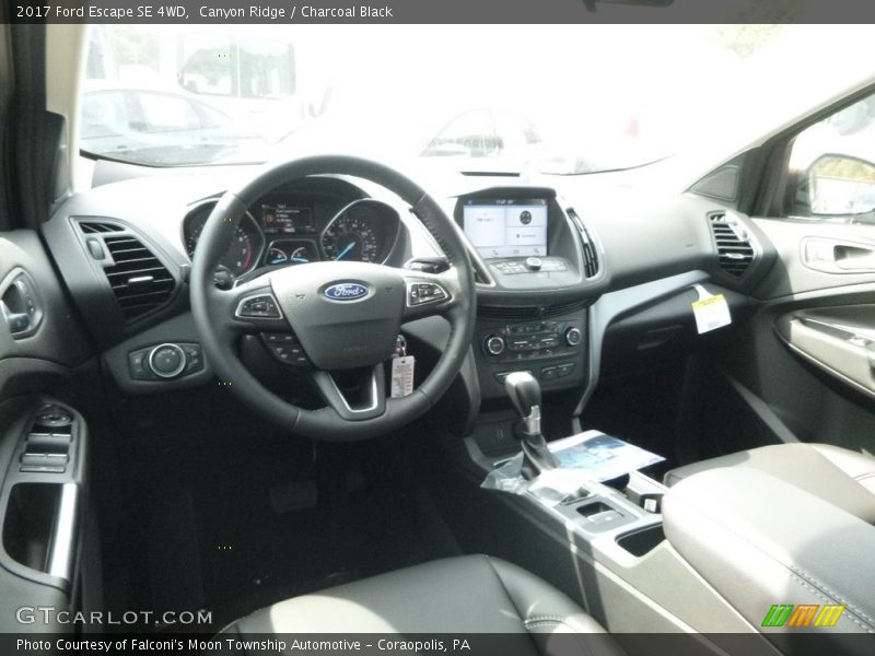 Canyon Ridge / Charcoal Black 2017 Ford Escape SE 4WD