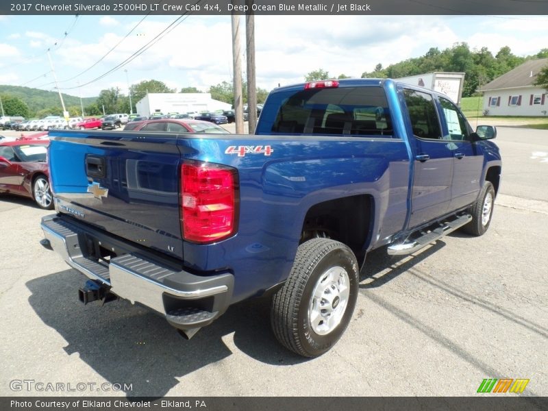 Deep Ocean Blue Metallic / Jet Black 2017 Chevrolet Silverado 2500HD LT Crew Cab 4x4