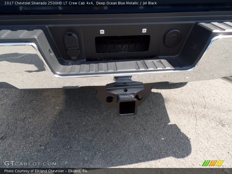 Deep Ocean Blue Metallic / Jet Black 2017 Chevrolet Silverado 2500HD LT Crew Cab 4x4