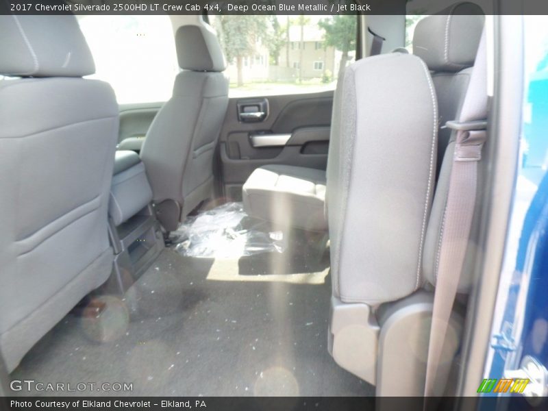 Deep Ocean Blue Metallic / Jet Black 2017 Chevrolet Silverado 2500HD LT Crew Cab 4x4