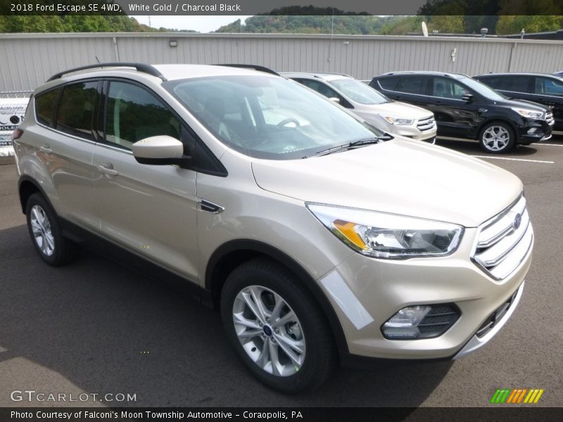 White Gold / Charcoal Black 2018 Ford Escape SE 4WD